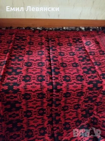 Нов двулицев вълнен килим 310х220 