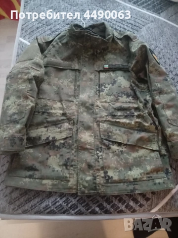 Военна Актуална унуформа и кубинки