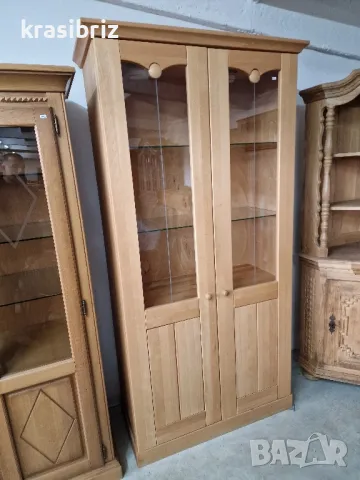 Масивна Витрина с Осветление-внос от Германия!, снимка 2 - Секции и витрини - 49907134