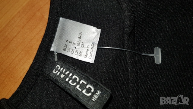 Малка черна рокля, снимка 2 - Рокли - 53995827