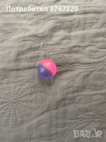 Гумено подскачащо топче 