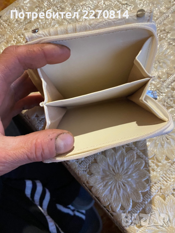 Портфейл, снимка 8 - Портфейли, портмонета - 36410724