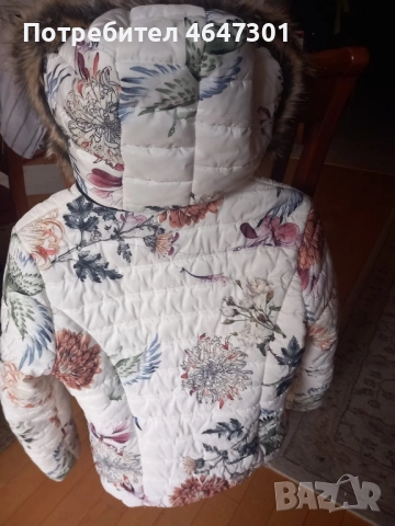 Дамско зимно яке с флорален принт 25 лв. По договаряне , снимка 2 - Якета - 52366498