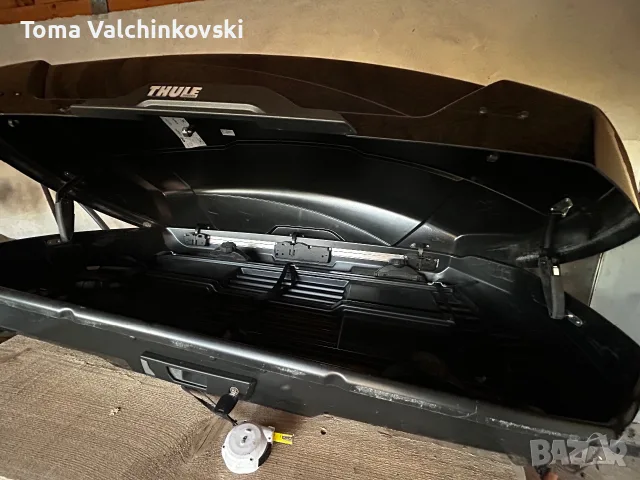 Автобокс Thule Motion 3 М размер със напречни греди за Тойота CH-R, снимка 5 - Аксесоари и консумативи - 56105684