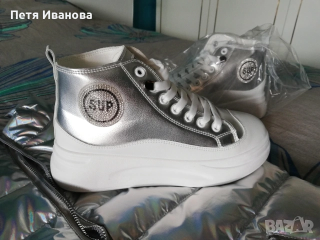 различни модели спортни обувки , снимка 14 - Дамски ежедневни обувки - 49701020