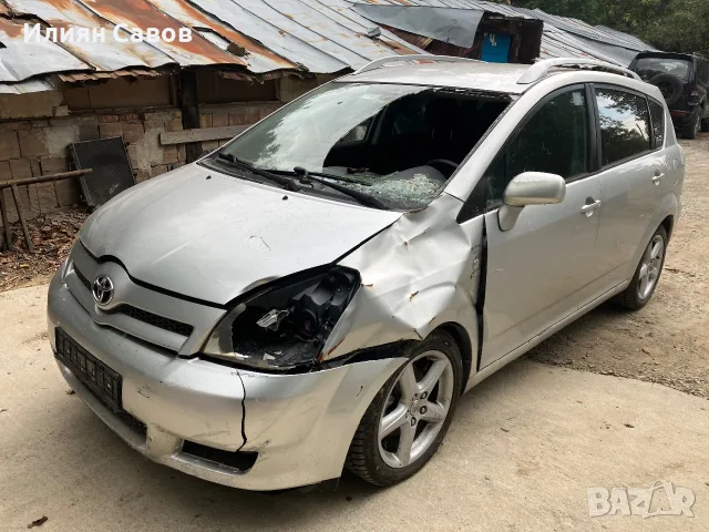 Toyota Corolla Verso 2.0 D4D 116кс НА ЧАСТИ, снимка 3 - Автомобили и джипове - 55985235