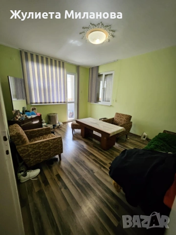 Продавам тристаен апартамент в кв. Здравец , снимка 13 - Апартаменти - 53035281