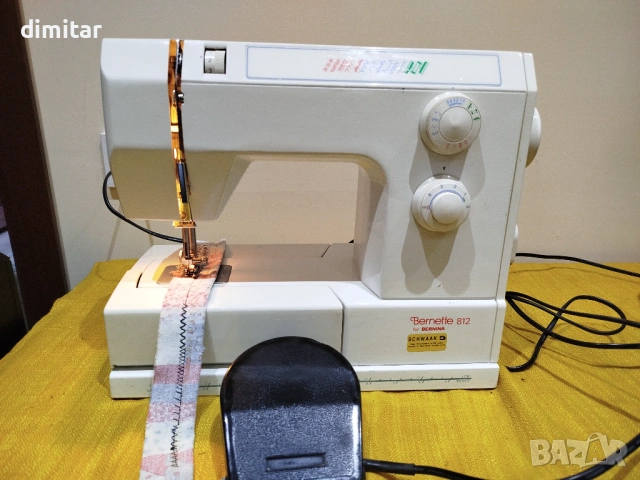 Метална шевна машина BERNETTE 812, снимка 14 - Шевни машини - 53898731