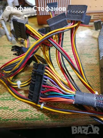 АТХ захранване 700w с 24-pin, снимка 4 - Захранвания и кутии - 55899476