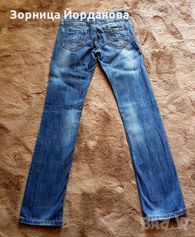 Дамски дънки Emporio Armani, снимка 3 - Дънки - 32111552