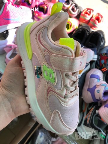 Маратонки розови, снимка 4 - Детски маратонки - 42218750