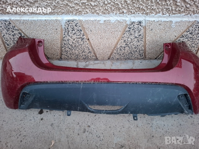 Задна броня за Toyota Yaris от 2020 година., снимка 3 - Части - 51438182