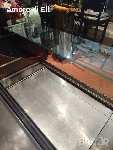 Професионална сладкарска витрина „Братя Чичеклиеви“ – Инокс, Падащо стъкло (1м), София , снимка 5 - Витрини - 53939301