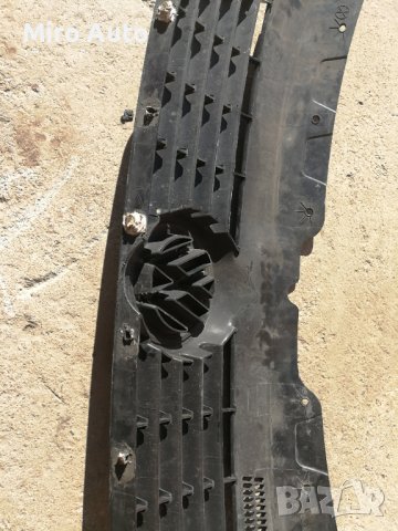 Оригинална Решетка за VW Transporter T5, снимка 4 - Части - 38275756