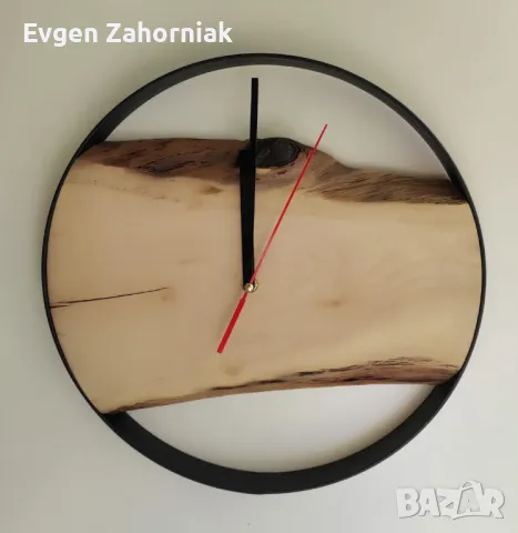 Часовник от дърво и метал 