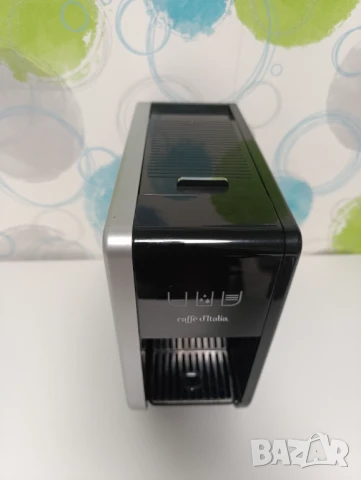 Кафемашина на капсули, снимка 5 - Кафемашини - 50452245