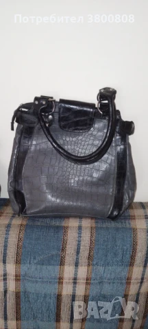 4бр.дамски чанти(почти нови)