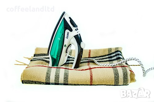 Мини ютия за пътуване 1500W CR 5024, снимка 2 - Ютии - 31491791