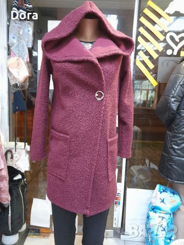 Дамско палто , снимка 1 - Палта, манта - 38724007