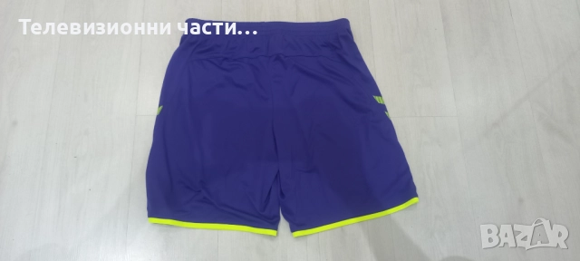 Чисто нови оригинални футболни шорти къси панталони на SC Freiburg Фрайбург #34 Hummel мъжки XL, снимка 7 - Спортни дрехи, екипи - 51643489