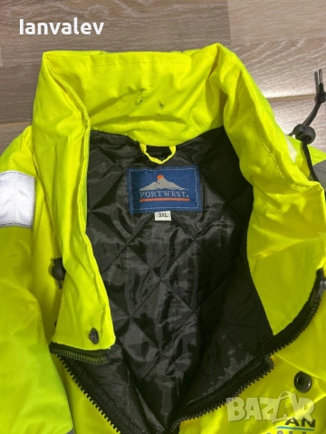 Яке / дълго зимно работно , снимка 2 - Якета - 53364238