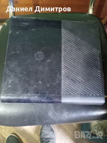 Xbox 360 E безупречен , снимка 4 - Xbox конзоли - 56164534