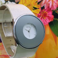 Дамски винтидж часовник RITAL, снимка 1 - Дамски - 31756190