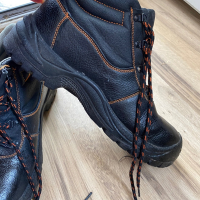 Мъжки кожени работни обувки SAFETI ! 44 н, снимка 6 - Мъжки боти - 44796192