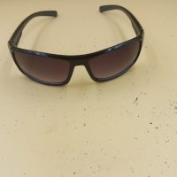 Слънчеви очила , снимка 1 - Слънчеви и диоптрични очила - 44504913