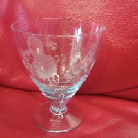 Ретро стъклени, ракиени чашки, ръчна гравюра, син нюанс, столче  – 4 бр, снимка 6 - Чаши - 44239899