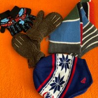 Лот шапка, шал и ръкавици за 3-4 годишно дете, снимка 1 - Шапки, шалове и ръкавици - 31262627