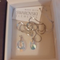 Колие  Сваровски и Swan pearls, снимка 1 - Бижутерийни комплекти - 31040562