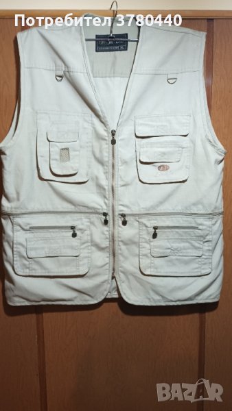 Мъжки елек размер XL с 11 джоба, снимка 1