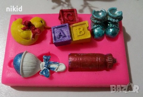 Бебешки дрънкалка шише обувки буйки кубчета пате силиконов молд форма декорация торта фондан, снимка 1