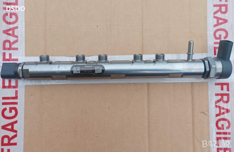 Горивна рейка 0445214182 с регулатор налягане 0281002738 и датчик 0281002948 за BMW 2.0D N47, снимка 1