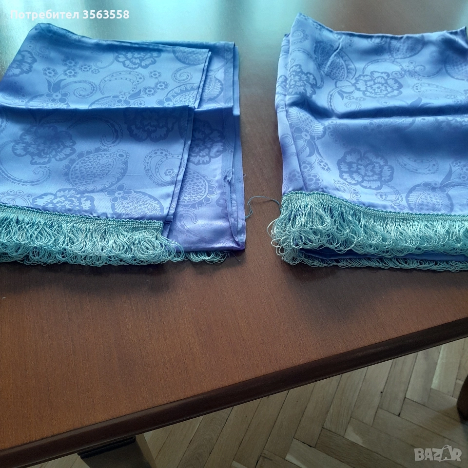 Перденца в лилаво, снимка 1