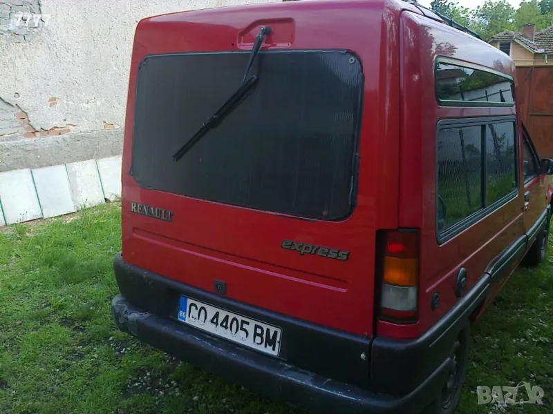 Рено Експрес - Стъкло за задна врата, снимка 1