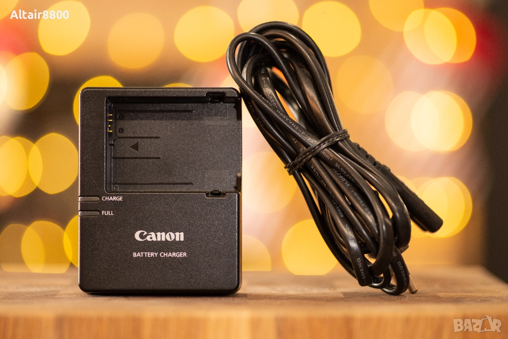 Canon зарядно LC-E8E за батерия LP-E8 Канон, снимка 1