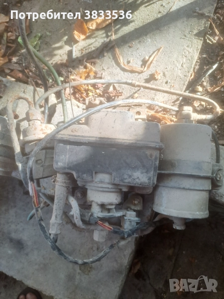 Долна кошница със горивни помпи за 1800см3 VW Golf & Jetta Mk2, снимка 1