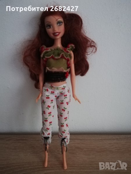 Mattel 2004 My Scene Getting Ready Out & About Chelsea Doll Smiling

, снимка 1