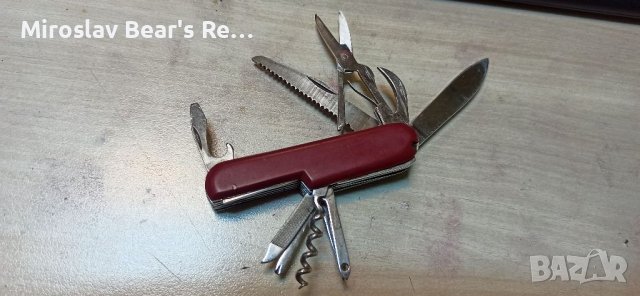 Туристически универсален Швейцарски нож 12 инструмента 