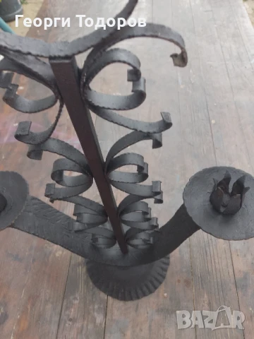 метален свещник , снимка 2 - Декорация за дома - 50965014