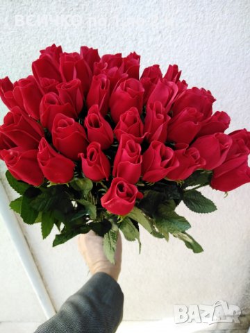 Изкуствени цветя-рози червени плюш, снимка 4 - Изкуствени цветя - 32013481