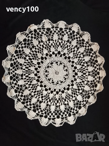 Покривки и подложки, плетени на една кука, снимка 4 - Декорация за дома - 52864813