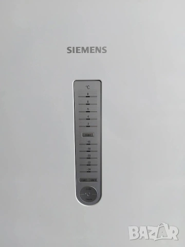 Хладилник с фризер Siemens A+++, снимка 2 - Хладилници - 53904891
