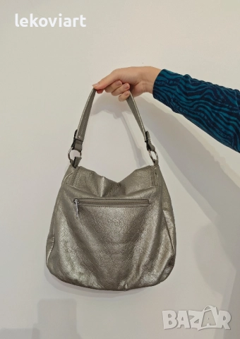 Дамски чанти, снимка 3 - Чанти - 52584936