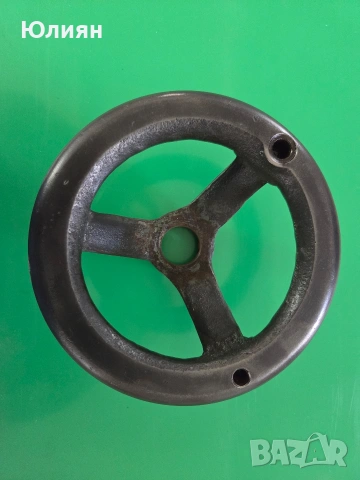 Маховик ,чугун, снимка 2 - Селскостопанска техника - 54252129