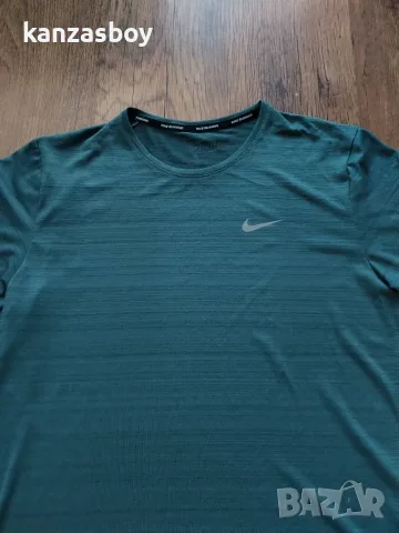nike dri fit - страхотна мъжка тениска КАТО НОВА Л, снимка 5 - Тениски - 56024648