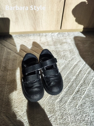 детски маратонки Adidas и nike , снимка 2 - Детски маратонки - 54188144