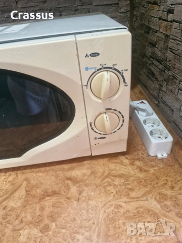 Продава се микровълнова фурна, снимка 2 - Микровълнови - 51993636